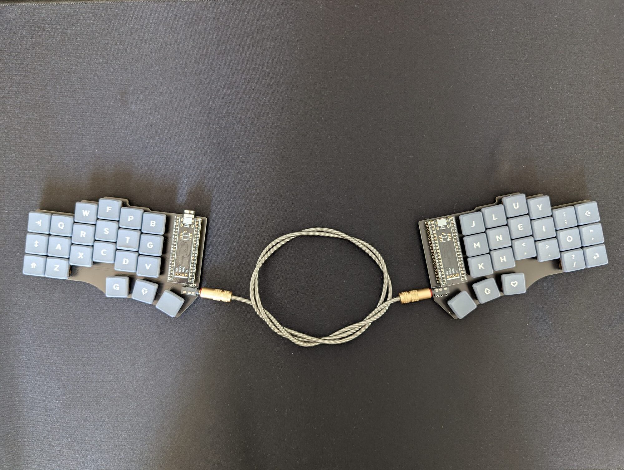 Cantor Pro low-profile split keyboard
